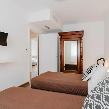 Rosso & Nero - Selection * 레체