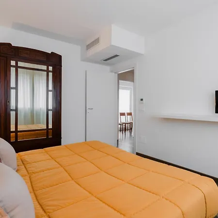 Rosso&nero - Selection * Lecce